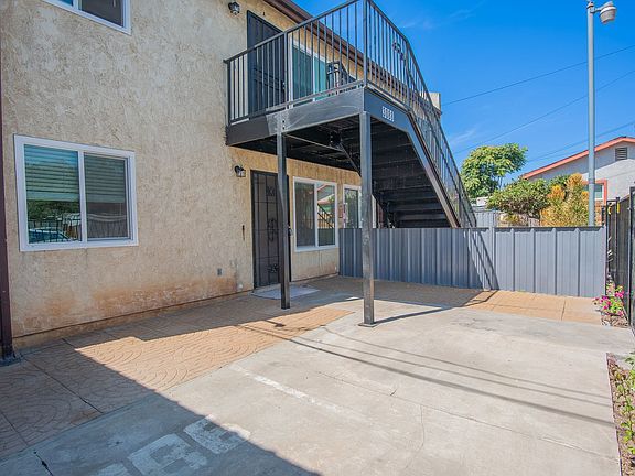 2nd image of 3086-3088 Main St #3088-C