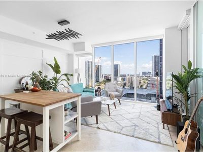 1040 Biscayne Blvd APT 1605, Miami, FL, 33132