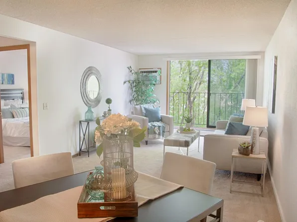 Creek Point Apartments