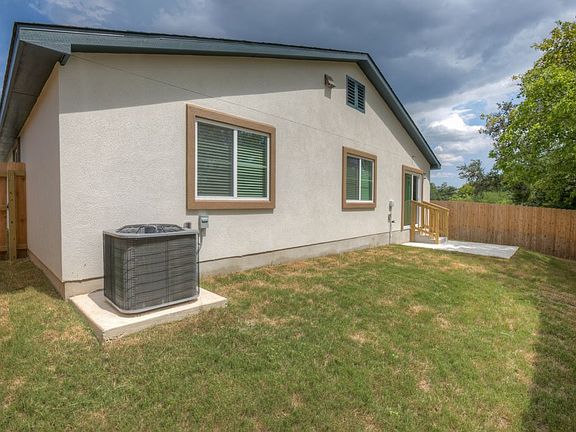 2nd image of 10107 Relic Oaks