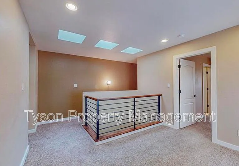 1667 Domino Dr SE — Photo 15