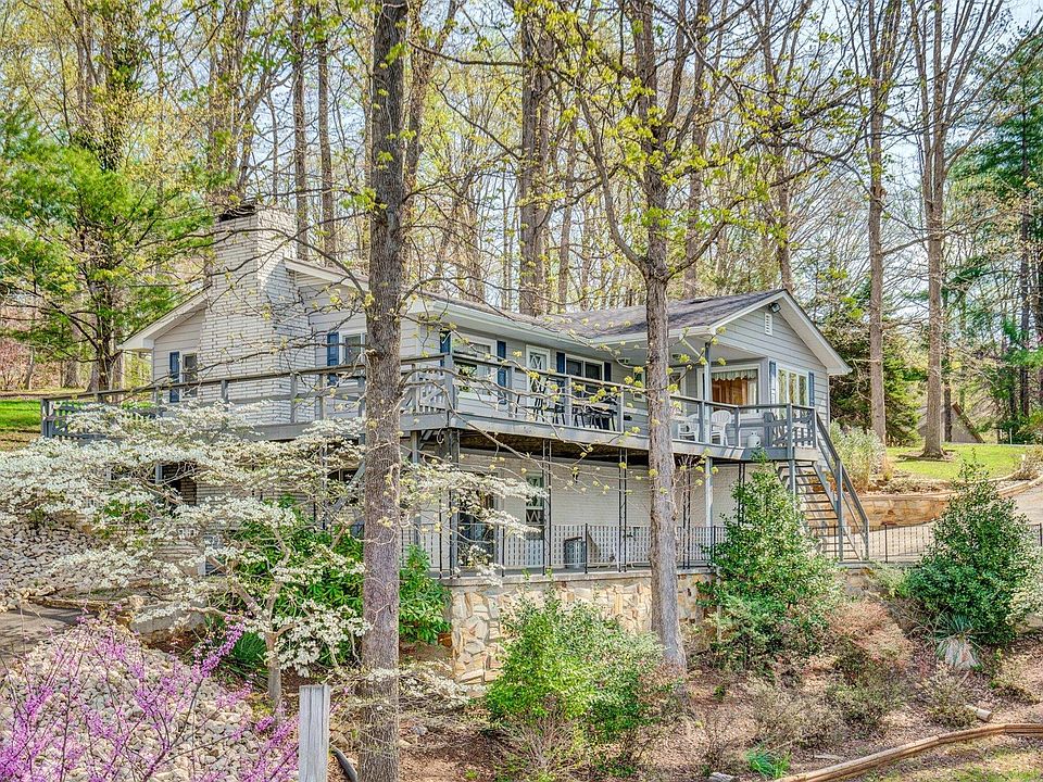 1st image of 209 S Hickory Hill Dr