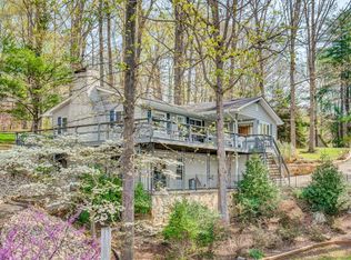 209 S Hickory Hill Dr, Moneta, VA 24121
