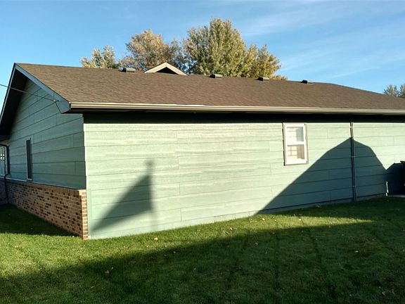 3rd image of 1604 N Sheridan Ave