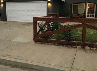 1423 W Calle Laureles, Santa Maria, CA 93458