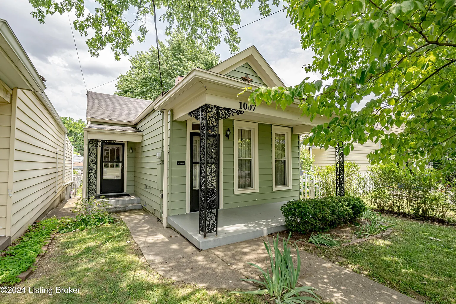 1007 Ellison Ave photo 1