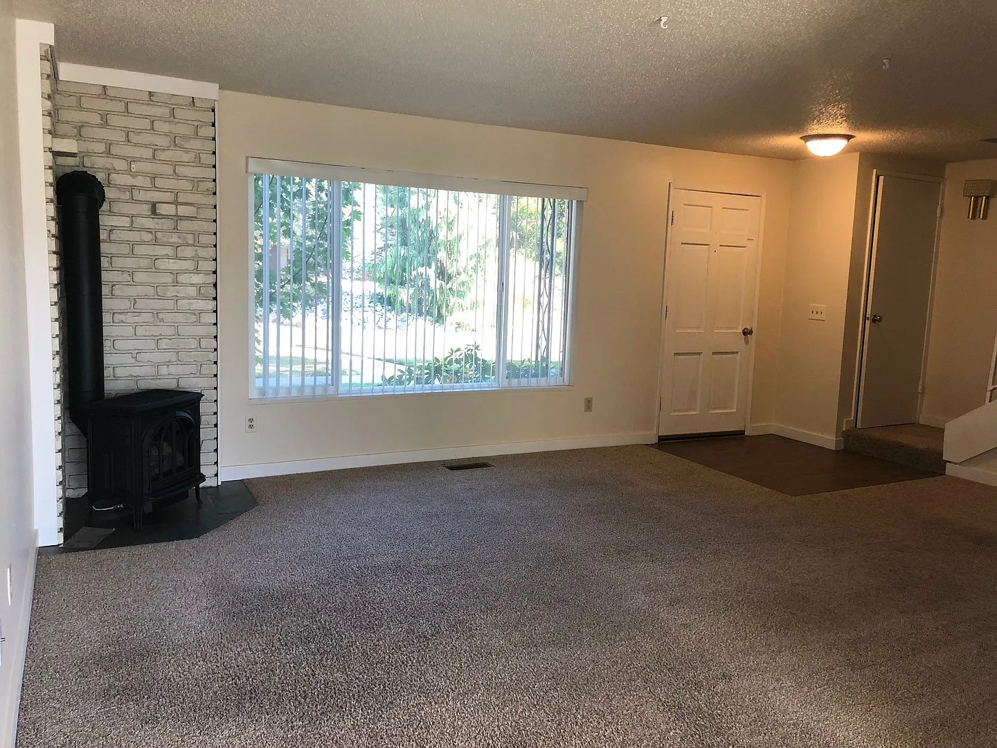 Ashland Court — Photo 2