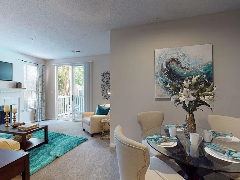 Autumn Park Apartments — Photo 3
