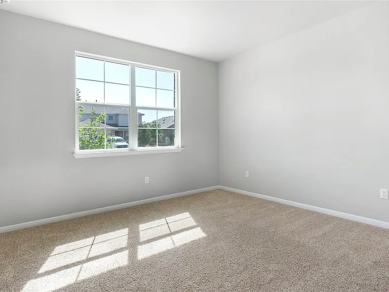 365 Empress Tree Dr — Photo 9