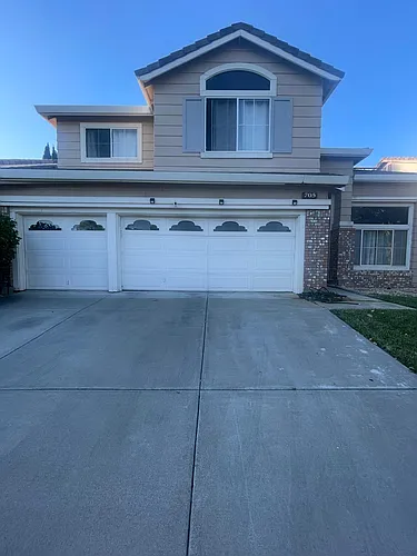 705 Black Oak Way Photo 1