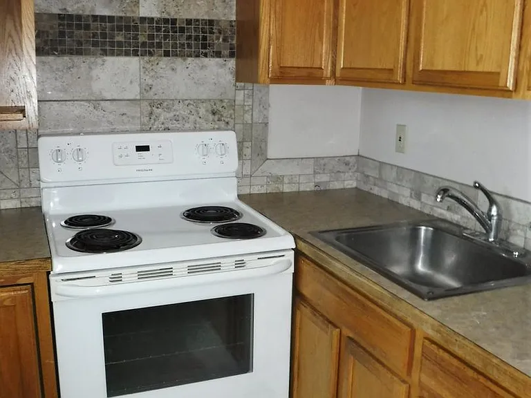 1504 N 9th St #C — Photo 8