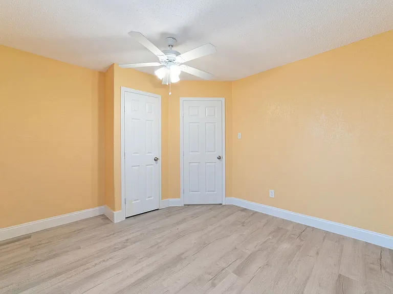 11610 Grapewood Dr — Photo 12