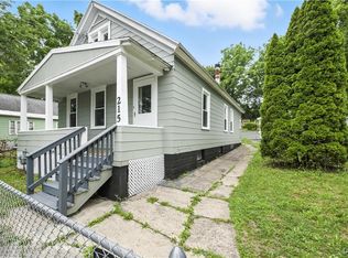 215 Vann St, Syracuse, NY 13206