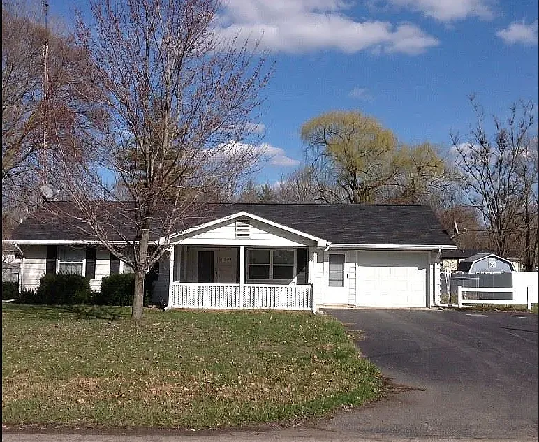 1323 Gable Dr photo 1