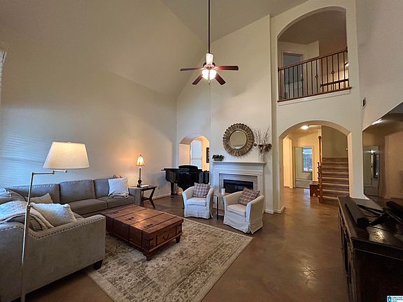 2nd image of 2408 Abbeyglen Pl