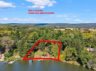 E12615 Weigands Bay S, Merrimac, WI 53561