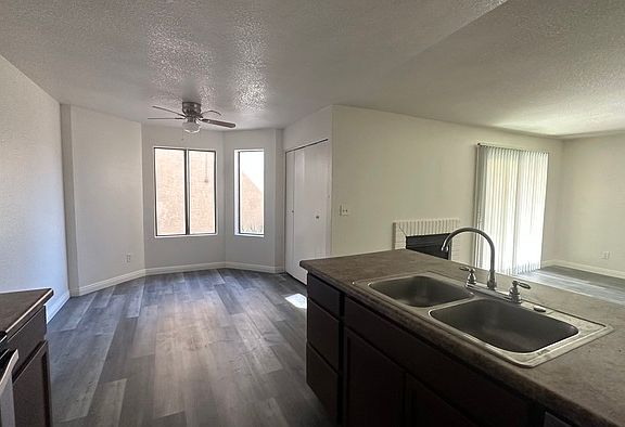 4th image of 5236 W Peoria Ave