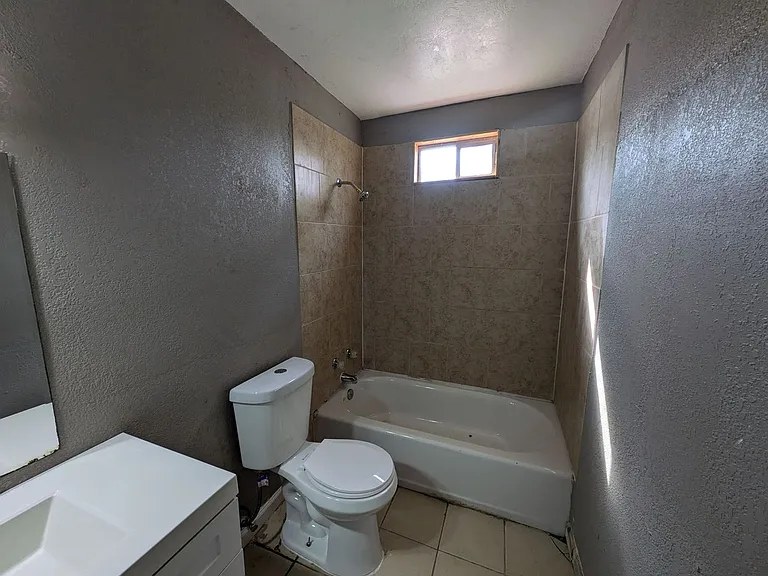 Sullivan Apartment Homes — Photo 10