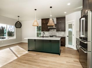 22505 Nelson Rd, Bend, OR 97701