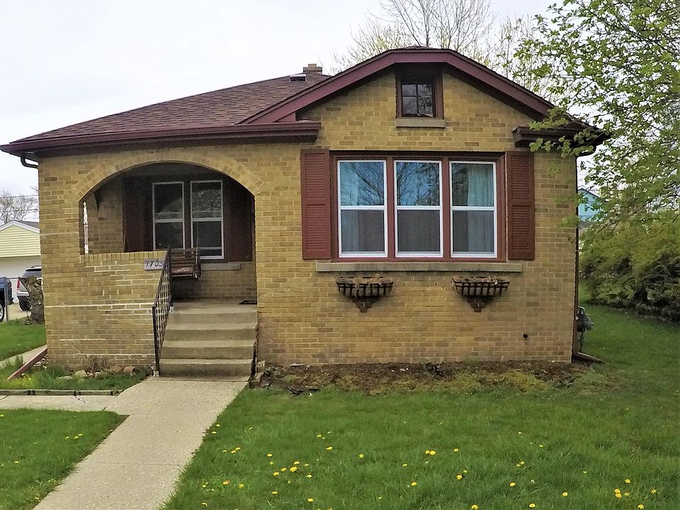 1st image of 1705 Milwaukee Ave