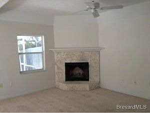 5th image of 309 Lindsey Ct #1