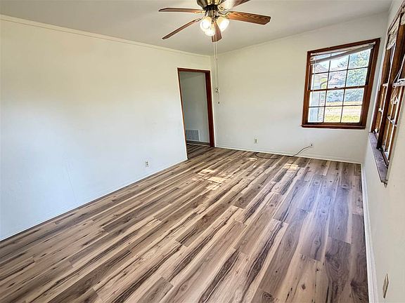 2nd image of 1001 S 13th St