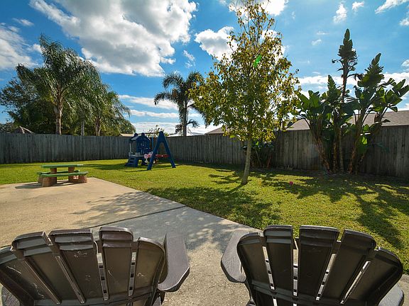 4th image of 3809 Stonemont Dr