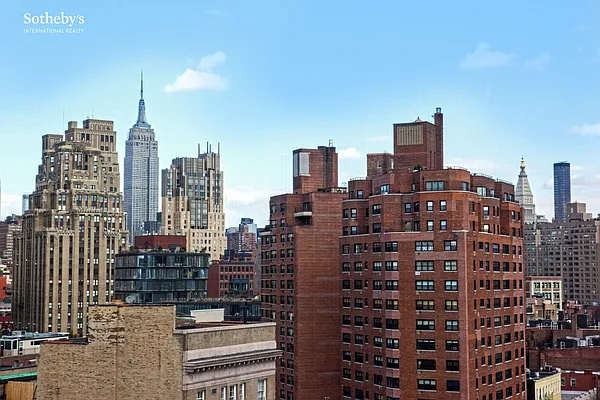 Sold by Sotheby's International Realty | media 7