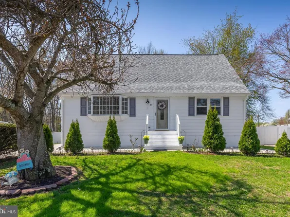 63 New Jersey Ave, Pennsville, NJ 08070