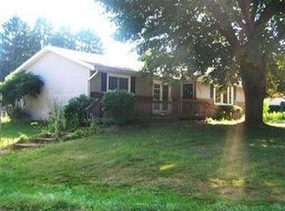 2527 Sue Ln, Akron, OH 44321