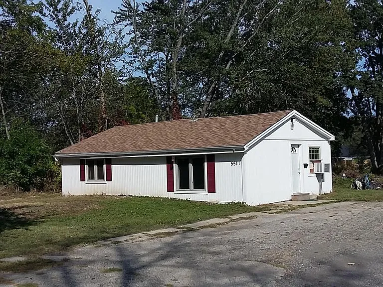 Home DESIRABLE, SAFE, QUIET LOCATION. OPEN CONCEPT 2 br MODEL, 1.3 ACRES, energy efficient LAWN MAINTAINED. OFF ST.PARKING