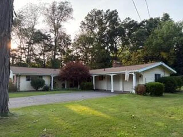 1844 N Walmont Rd, Jackson, MI 49203