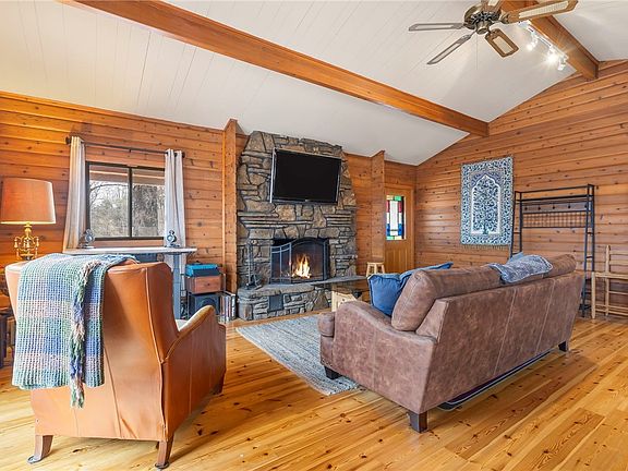 4th image of 16162 Black Oak Ln