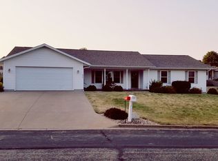 444 Alona Ln, Lancaster, WI 53813