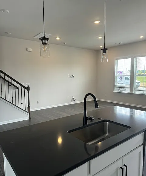 5724 Runnel Way — Photo 6