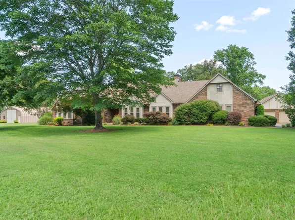 840 River Rd, Benton, AR 72015