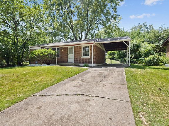 4th image of 1754 Foley Dr