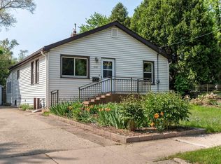 1949 Schlimgen Ave, Madison, WI 53704