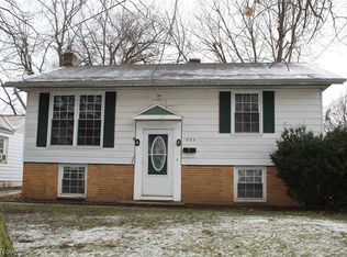 835 Myrtle Ave, Ashtabula, OH 44004