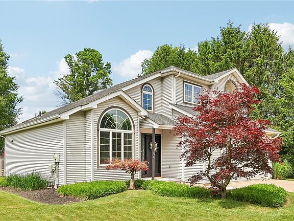 2nd image of 106 Concord Ridge Dr