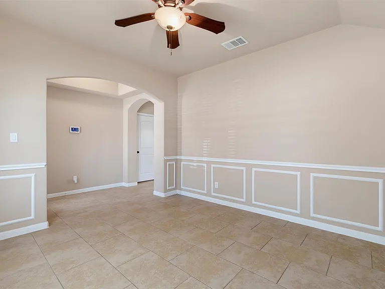 6033 Roma St — Photo 20