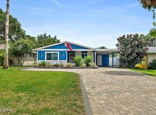 809 E 14th Ave, New Smyrna Beach, FL 32169