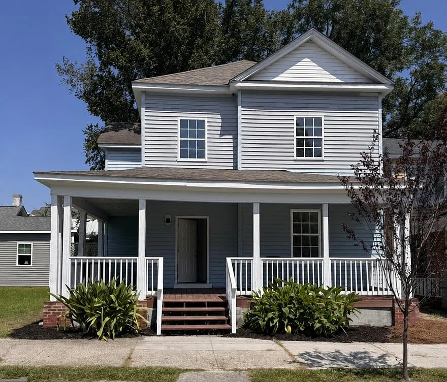 2 bed, $1,750 — Photo 1