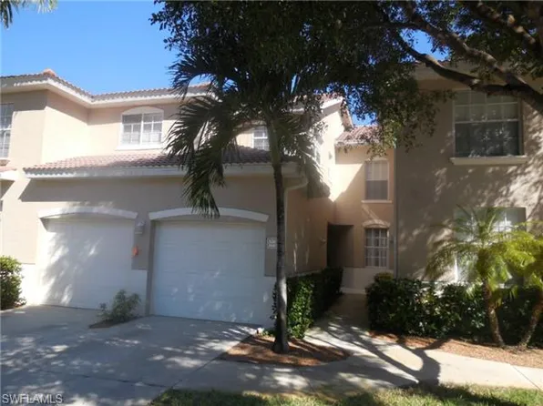 330 Dover Pl APT 103, Naples, FL 34104