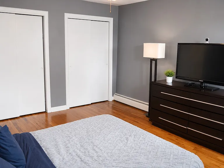71 S Grand St #2 — Photo 4