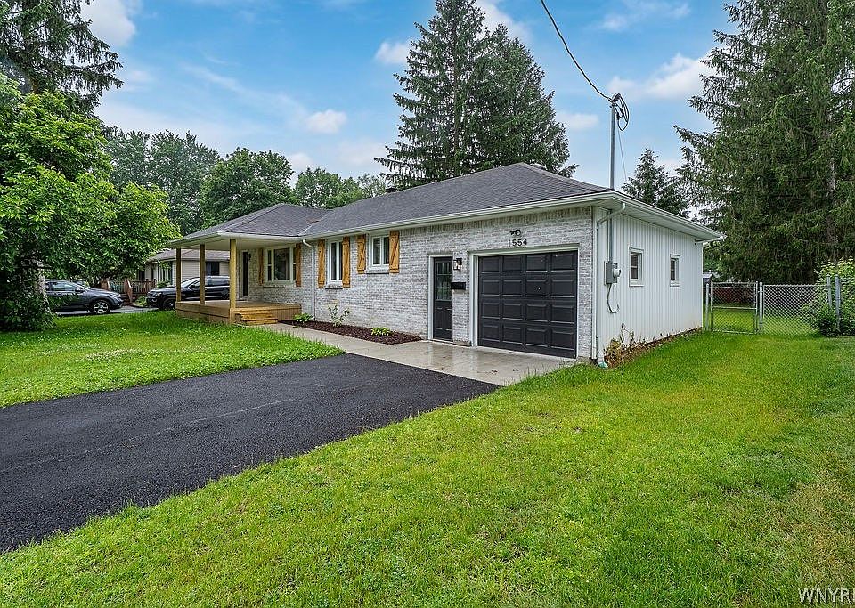 1st image of 1554 Meadow Dr