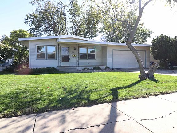 2nd image of 3204 S Jefferson Ave