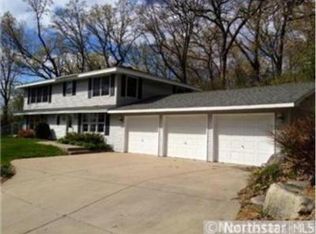 13110 Greenwood Rd, Minnetonka, MN 55343