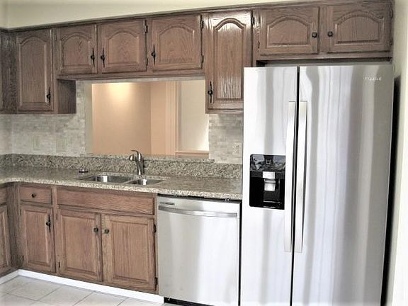 5th image of 2861 Saville Garden Way