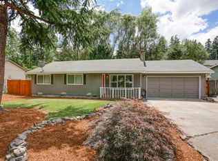 8332 SW Davies Ct, Portland, OR 97223